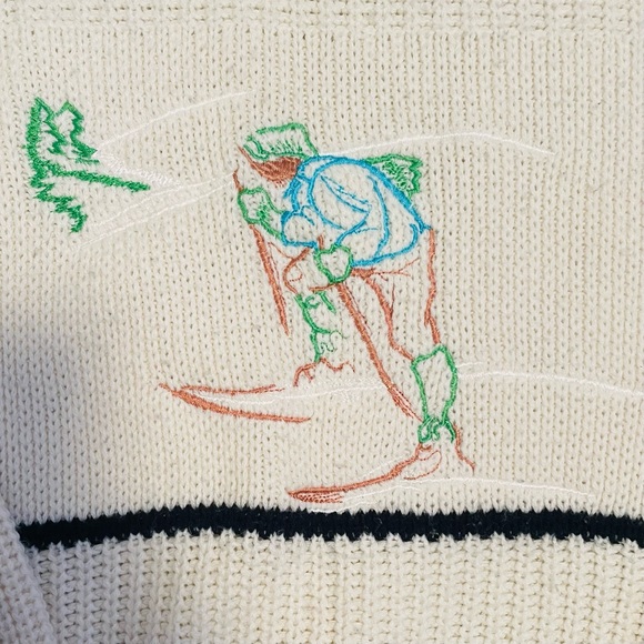 Vintage cross country skier embroidered sweater - Picture 2 of 2
